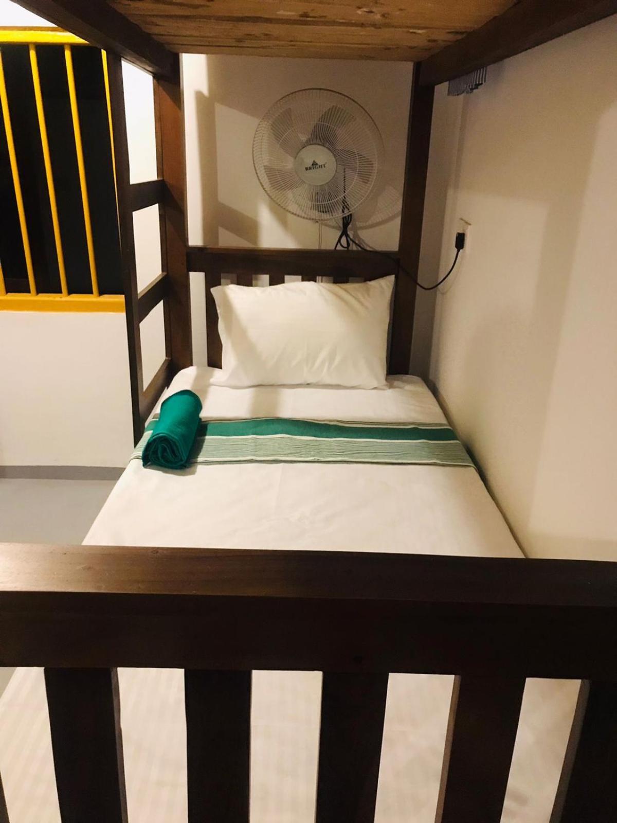 Tharurashmi Sea Pond Villa & Surf Hostel - Hiriketiya 디크웰라 객실 사진